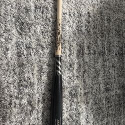 Marucci AM22 Wood Baseball Bat 33 inch 