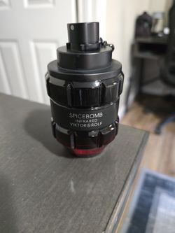Viktor @ Rolf Spicebomb Infrared