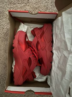 Brand New Nikes 