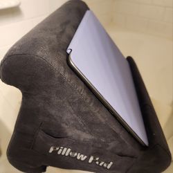 Ortel Pillow Pad Multi-Angle Soft Tablet Stand/Unused 