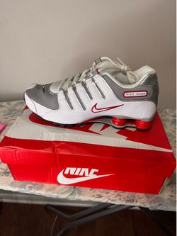 Nike Shox NEW - size 10