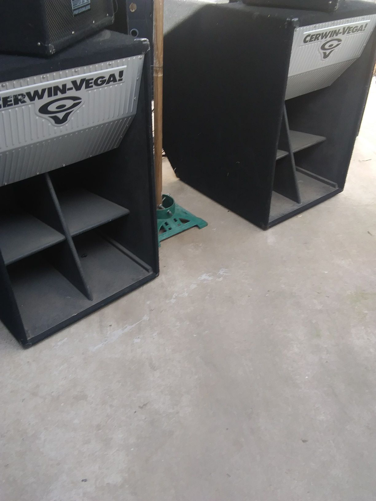 2 servin Vega El36B subs