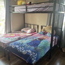Triple Bunk Bed 