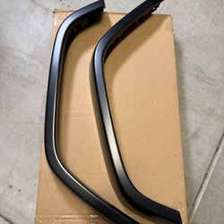 Mercedes G63 AMG Fender Flares Front Left And Right Oem Magno Black
