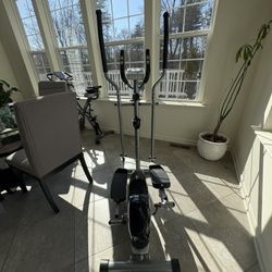 Elliptical Cross Trainer Exercise Machine 