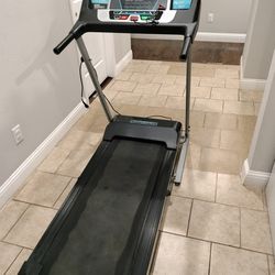 Treadmill Interprid 300