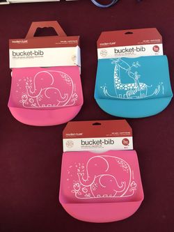 NEW Baby Bibs (6m+)