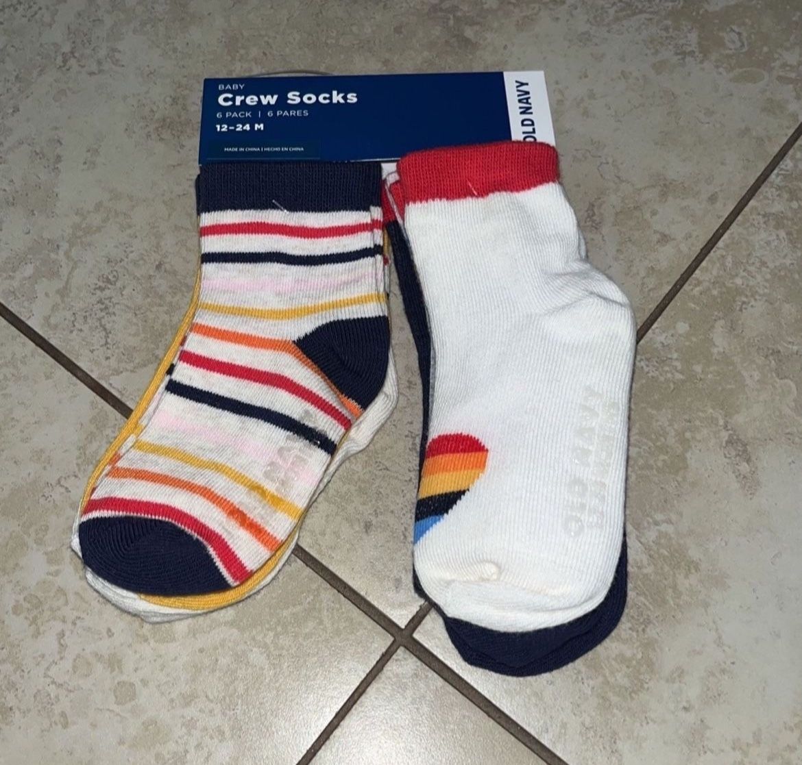 Old Navy Baby / Toddler Girl’s Crew Socks 6 Pack, Size 6-12 Months, 2t-3t