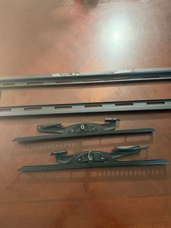 Large tilting 47” - 80” TV wall mount ONA16TM009