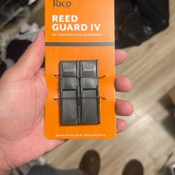 Reed Guard IV Bb Clarinet / Alto Saxophone 
