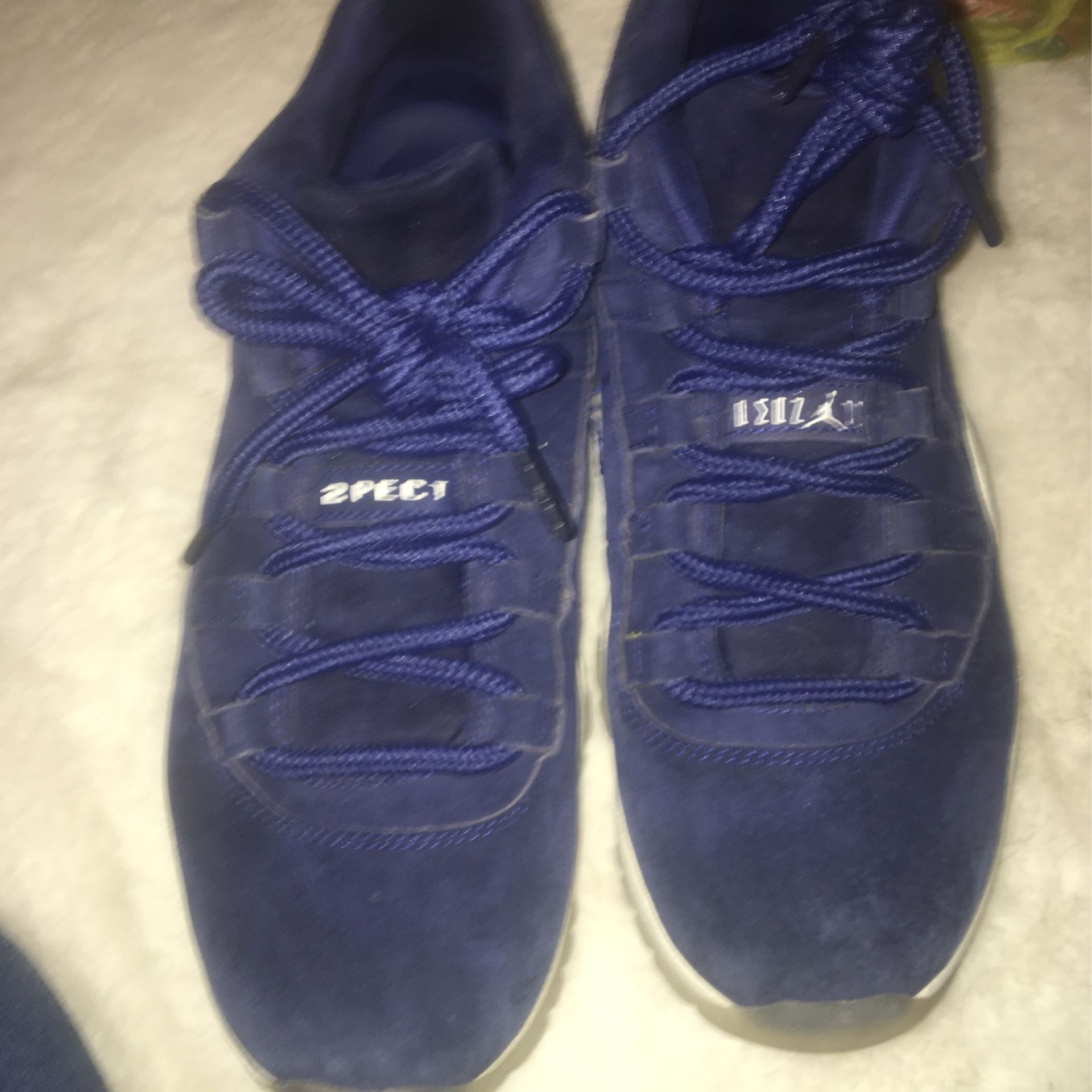Air Jordan 11 Low Size 10.5 Asking $60 