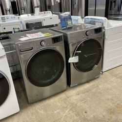 LG Washer And Dryer Set