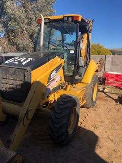 Retroexcavadora Caterpillar 