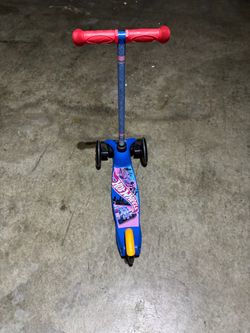 Hot wheels scooter