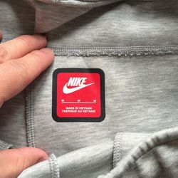 NIKE TECH OUTFIT 