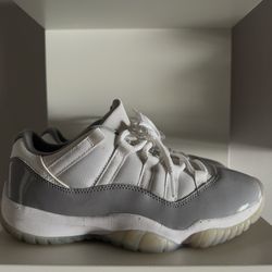Air Jordan 11 Retro Low Cement Grey
