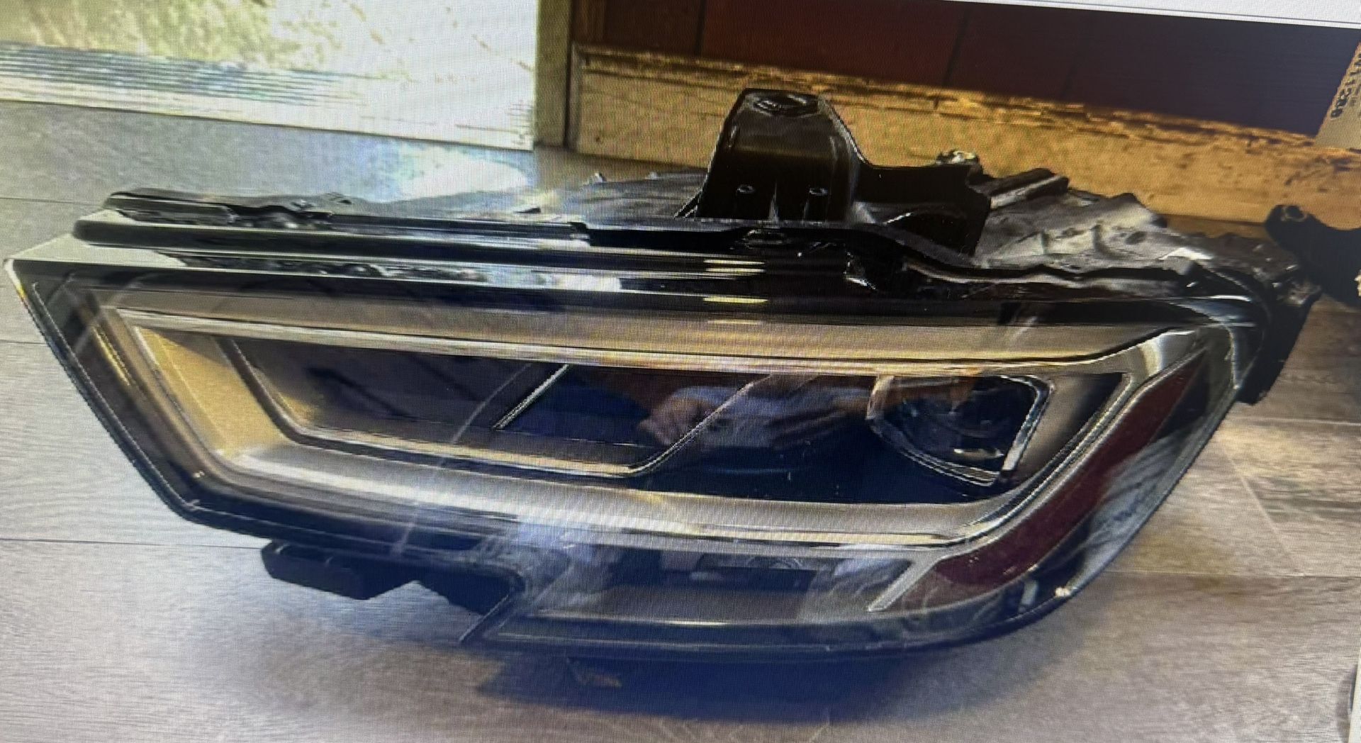 2020 Audi A3 Left side headlight xenon