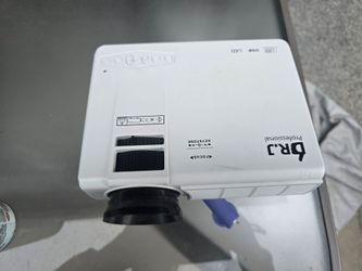 Dr J portable projector