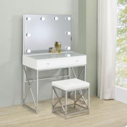 White Vanity With Chrome Base Clear Glass Top Hollywood Mirror Brand New In Box Firm Price $360