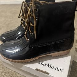 Women’s Water Boots