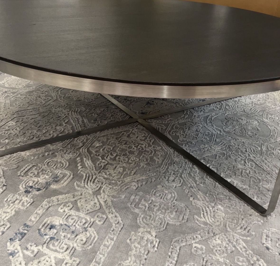 Hd Buttercup 42" Round Coffee Table for Sale in Cty Of Cmmrce, CA - OfferUp