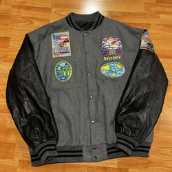 Vintage 2001 Navy souvenir jacket 