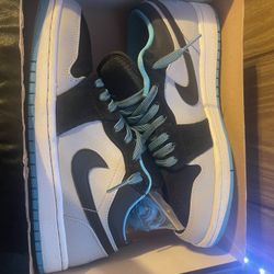 Air Jordan 1 Low  ‘Grey Dark Powder Blue’