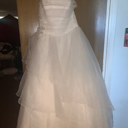 Wedding Dress w/ Matching Flower girl Dress 