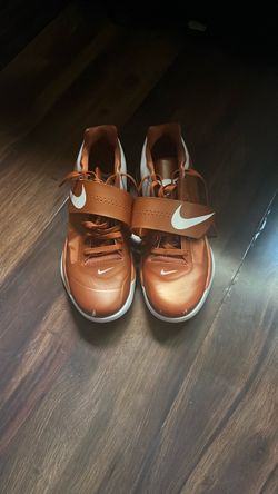 KDs basketball shoes