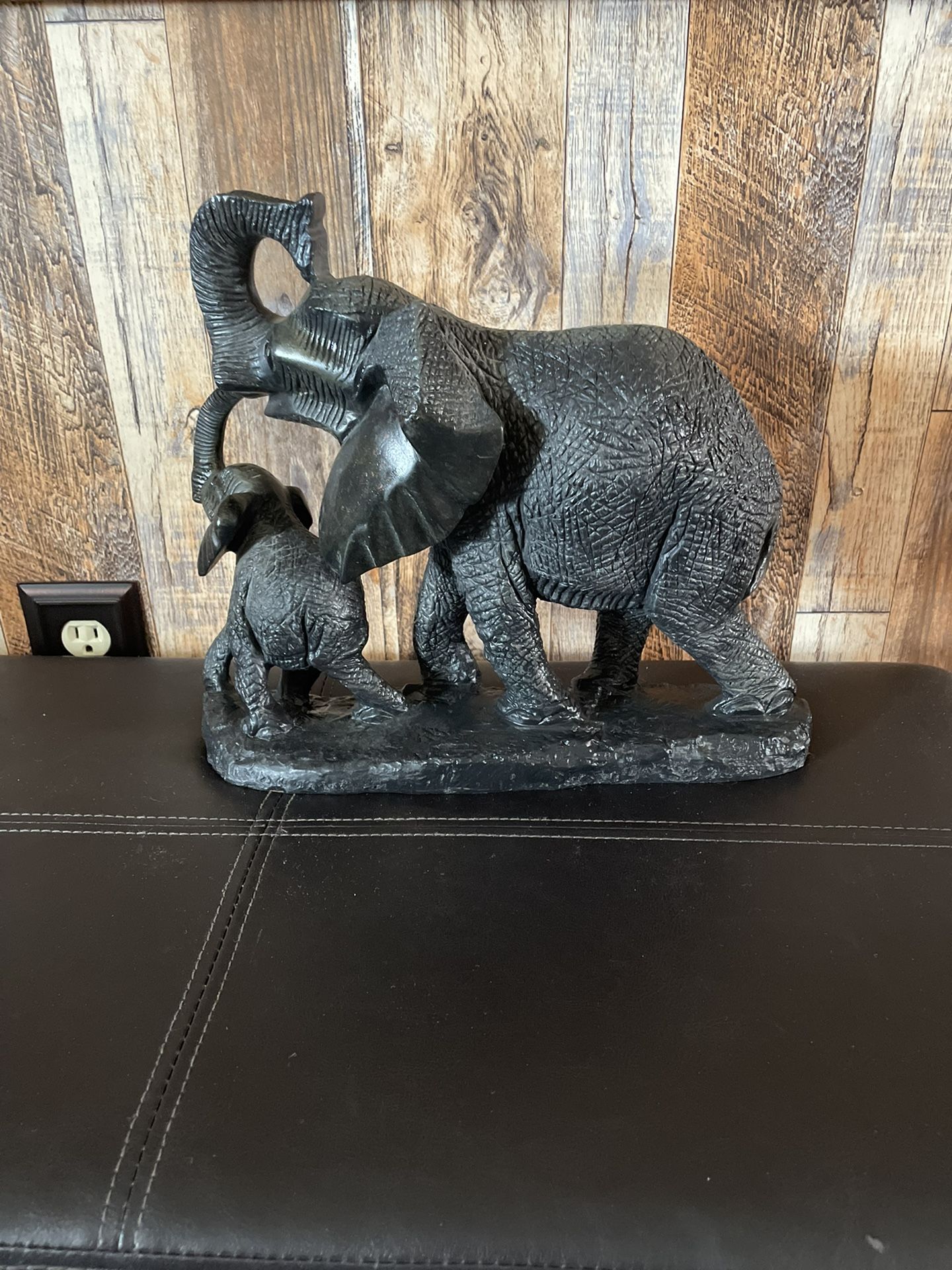 Mama Elephant With Baby