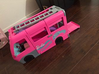 Barbie camper