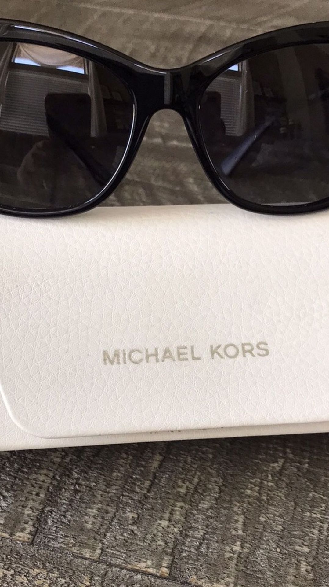 Michael Kors Cat sunglasses Excellent Condition $50