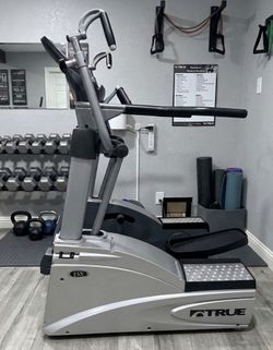 True Fitness ESX Elliptical