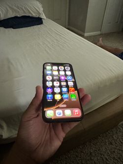IPhONE 16e factory unlocked