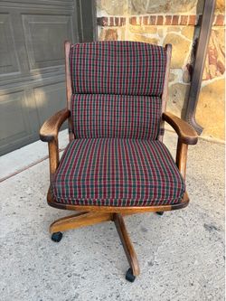 vintage oak swivel chair / office chair