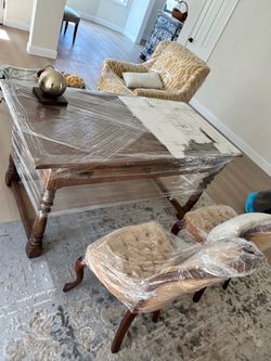 Solid wood desk with soft chair
