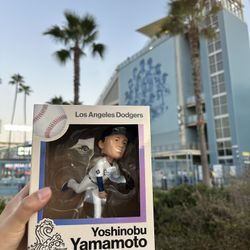 Yoshinobu Yamamoto Bobblehead Sga