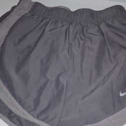 Nike Women's Shorts Small