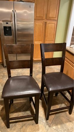Set of 4 Table Chairs