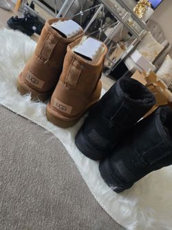 Ugg boots size 6 women