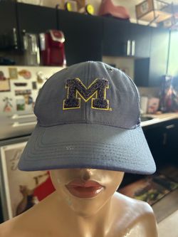 Vintage 90s Nike Michigan Wolverines Hat