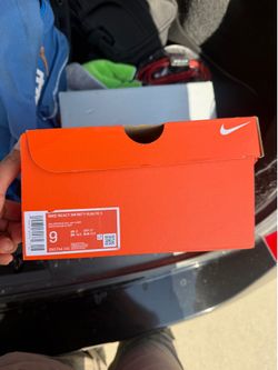 Nike Men’s React Infinity Run Flyknit 3 ‘Sail Hot Curry’ Size 9