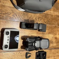 DJI Mavic 3 Pro with Fly More Combo