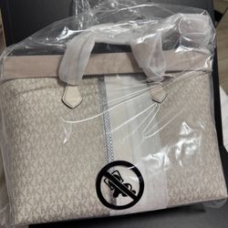 Michael Kors Women's Sheila Large Signature Logo and Metallic Tote Bag (Pale Gold)