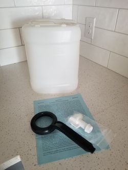 Heavy Duty Water Jugs 2..5 Gallon - 8 Qty - New!