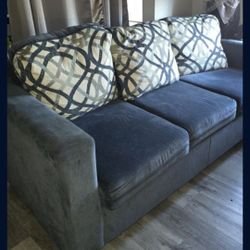 Sala 2 Piezas,en Buenas Condiciones,,