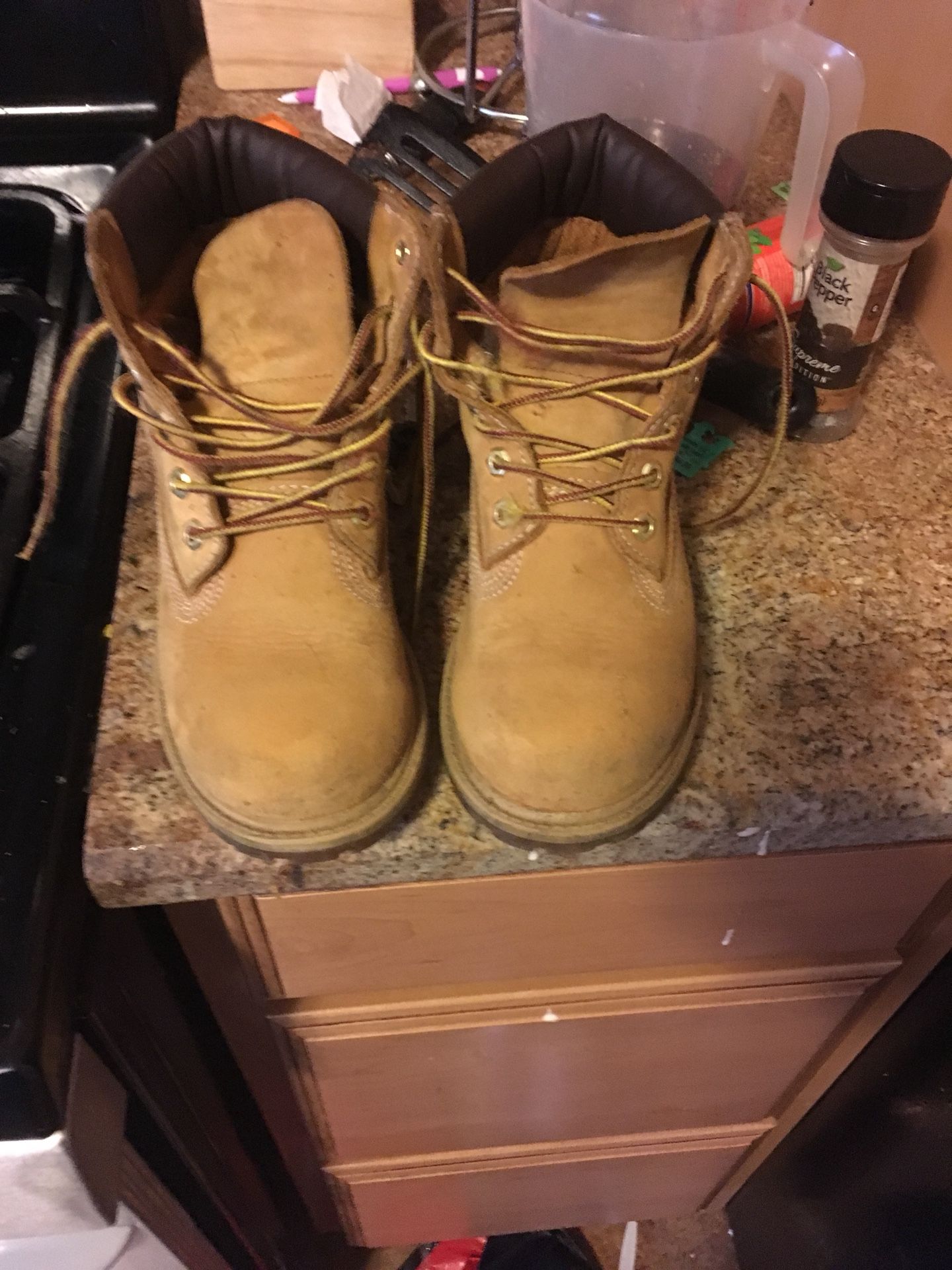 Boys Timberland boots size 1.5