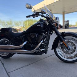 2023 Kawasaki Vulcan 900 Classic