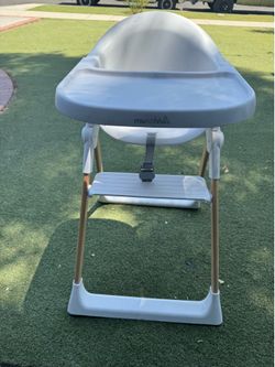 Baby highchair, feeding chair