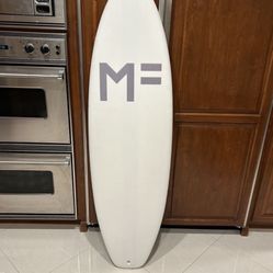 Mickfanning = Softboards Surfboard 5’-10” X 20” X  2 5/8” 32.351